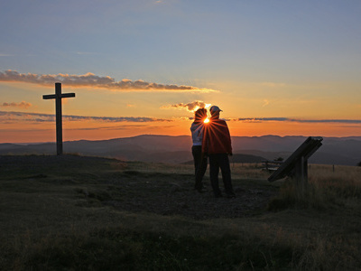 Zum Sonnenaufgang auf den Belchengipfel, als Erlebnis buchbar