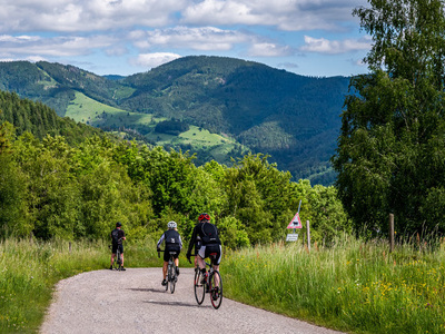 Radfahrerinnen und Radfahrer im S�dschwarzwald beim Schwarzwald Super!